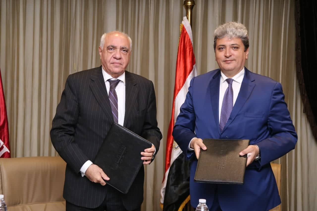 جامعة المستقبل توقع بروتوكولي تعاون مع المنظمتان المصرية والعربية لحقوق الإنسان
