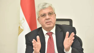 وزير التعليم العالي: الجامعات المصرية بدأت عقد شراكات دولية